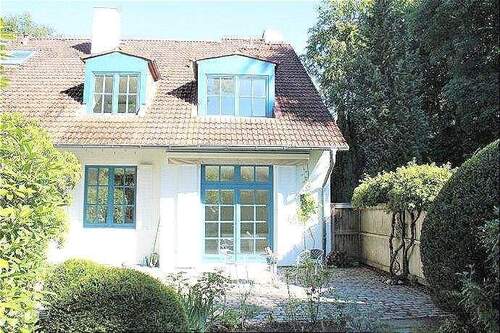 Hausansicht Südseite - 7 Zimmer Reihenendhaus zum Kaufen in Hamburg