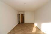 Beispiel Wohnzimmer - Etagenwohnung mit 47,80 m² in Freiberg zur Miete