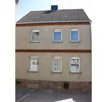 Wohnhaus mit Zufahrt, Hof und Garage (Esperstedt)! - Bad Frankenhausen/Kyffhäuser
