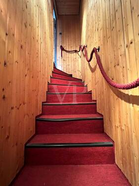 Treppenhaus zum Kellergeschoss - 