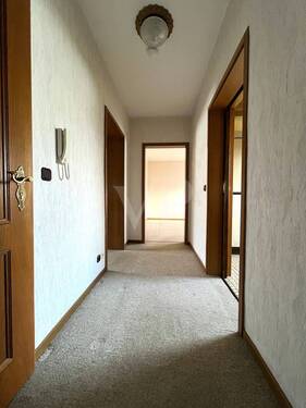 Flur Erdgeschoss - Mehrfamilienhaus, Wohnhaus mit 135,00 m² in Mörfelden-Walldorf / Walldorf zum Kaufen