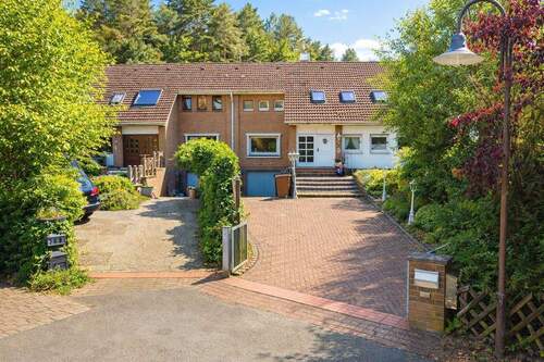 Bild 1 - wunderschöne Doppelhaushälfte in Stuhr mit Sauna und Garage, trockener Keller