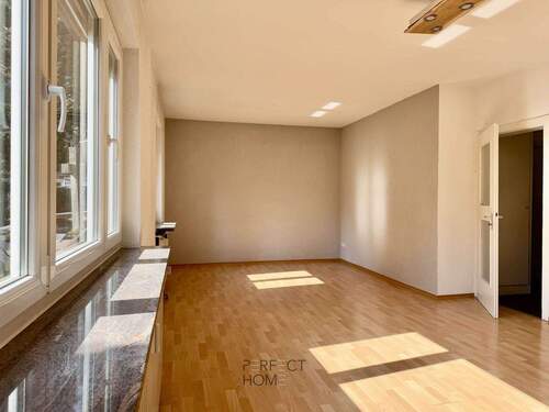 EG Wohnzimmer - 1 Zimmer Mehrfamilienhaus, Wohnhaus in Heilbronn