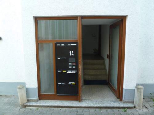 Eingangsbereich - Etagenwohnung mit 92,00 m&sup2; in Ingelheim zum Kaufen