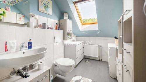 1. OG Badezimmer 1 - 
