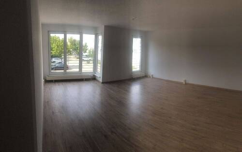 Wohnzimmer gesamt - 3 Zimmer Etagenwohnung in Leipzig