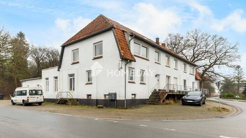 Außenansicht 2 - Ideal für Investoren! Fortlaufend modernisiertes MFH mit 9 Wohnungen auf 2800 m² großem Grundstück