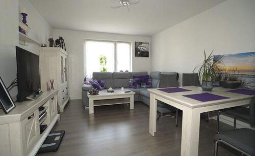 Zimmer 1 - 3 Zimmer Etagenwohnung in Berlin