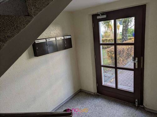 Haustür - Etagenwohnung mit 55,00 m&sup2; in Braunschweig zum Kaufen