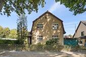 Straßenansicht - 5 Zimmer Einfamilienhaus zum Kaufen in Berlin
