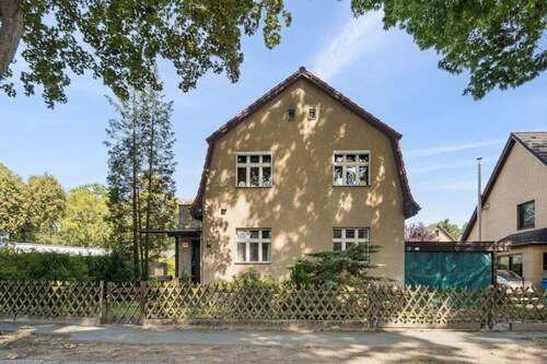 Straßenansicht - 5 Zimmer Einfamilienhaus zum Kaufen in Berlin