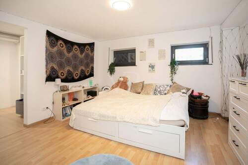 Zimmer II Untergeschoss - 