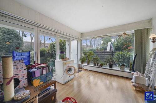 Wohnbereich - 5 Zimmer Mehrfamilienhaus, Wohnhaus in Bremen