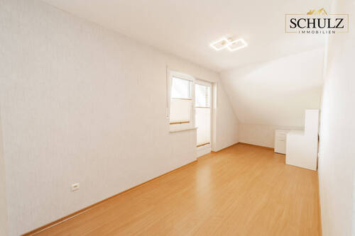 Zimmer 1 OG. - 