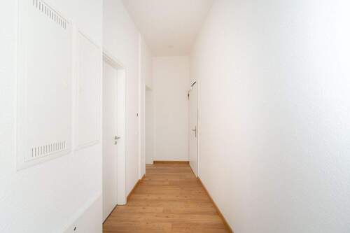 Flur Bild 2 - 3 Zimmer Etagenwohnung in Dresden