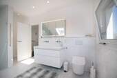 Tageslichtbadezimmer Dachgeschoss (II) - 