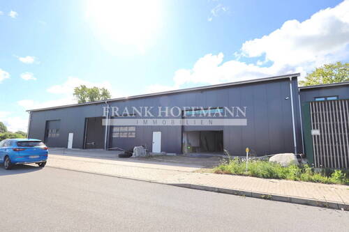 M2423P Außenansicht 1 - Halle zur Miete in Henstedt-Ulzburg