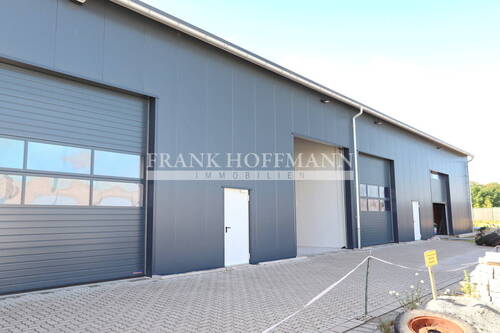 M2423P Außenansicht 2 - Halle in Henstedt-Ulzburg