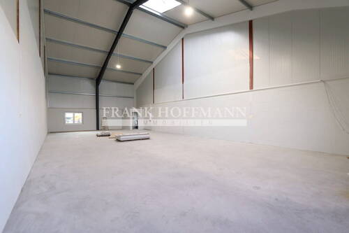 M2423P Hallenansicht 2 - 