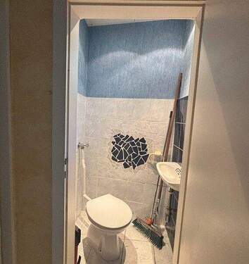 Gäste WC - 8 Zimmer Einfamilienhaus zum Kaufen in Spicheren