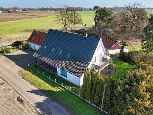 Süd-Ost-Ansicht - 8 Zimmer Mehrfamilienhaus, Wohnhaus in Stemwede