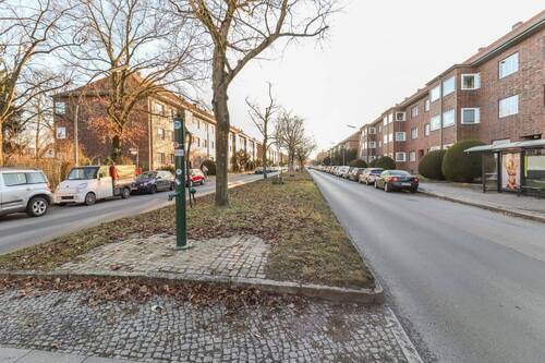 Straße - 4 Zimmer Etagenwohnung zum Kaufen in Berlin