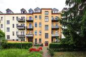 Hofansicht - Altbaucharme: Vermietete 3-Zimmer-Wohnung in Pieschen