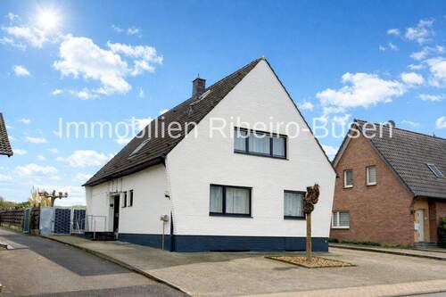 Frontansicht - 6 Zimmer Einfamilienhaus in Nettetal / Gier