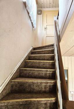 Treppe zum DG - 