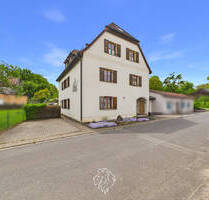 Großzügiges Familienhaus in ruhiger Stichstraße mit Garten & Terrasse - Oerlenbach Ebenhausen