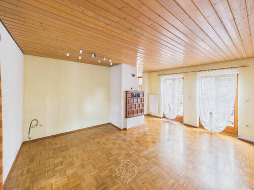Wohnzimmer OG - 6 Zimmer Einfamilienhaus in Oerlenbach