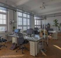 Helle Büroflächen an der Spree in Kreuzberg - flexibel, möbliert - Berlin