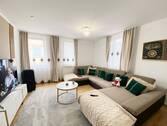 Wohnzimmer - 3 Zimmer Etagenwohnung zur Miete in Coburg