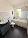 Badezimmer 1. OG - 