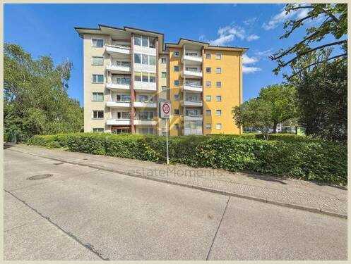 Außenaufnahme - Gepflegtes Umfeld, attraktiver Grundriss, großzügiger Balkon, Aufzugsanbindung...