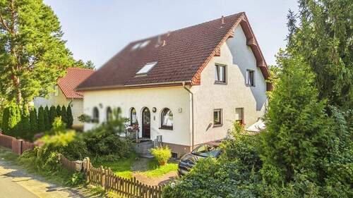 Hausansicht straßenseitig - 