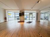 Bild 3 - Halle in Coburg