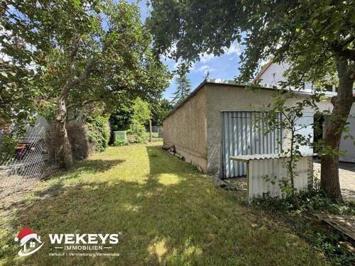 Grundstück - 4 Zimmer Doppelhaushälfte in Sömmerda