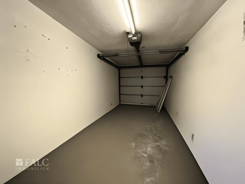 Garage - 