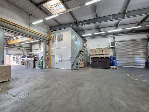 Innenansicht 2 - Halle zum Kaufen in Großröhrsdorf