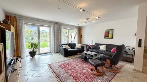 Wohnbereich - 6 Zimmer Reihenmittelhaus zum Kaufen in Frankfurt am Main