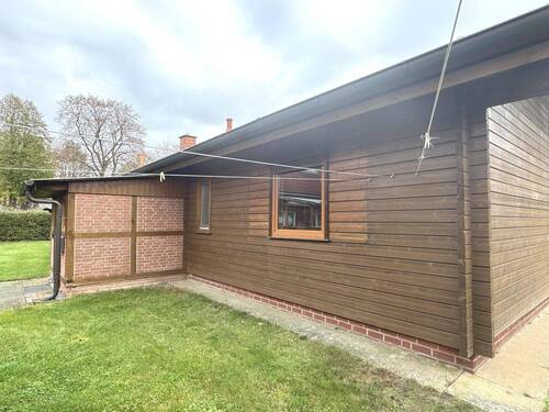 seitliche Ansicht Eingangsbereich - 