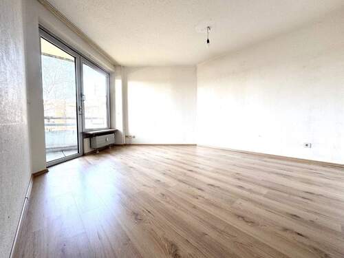 Wohnzimmer - Charmante Seniorenwohnung ab 60 Jahren in Herne zu vermieten WBS erforderlich