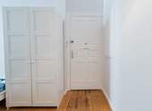 Eingangstür - 1 Zimmer Etagenwohnung zum Kaufen in Berlin