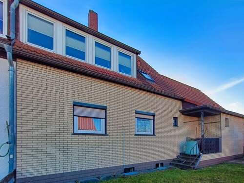 Hinteransicht - 5 Zimmer Doppelhaushälfte zum Kaufen in Elsteraue