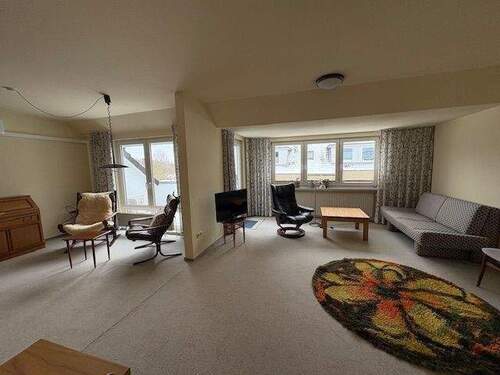 Wohnzimmer - Etagenwohnung mit 62,00 m&sup2; in Rosengarten zum Kaufen