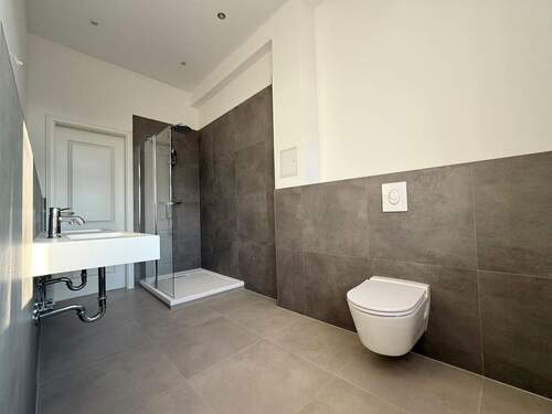 Badezimmer II - 