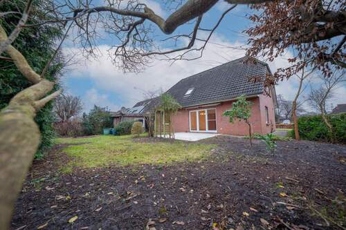 Rückansicht - Einfamilienhaus mit 145,00 m&sup2; in Itzehoe zur Miete