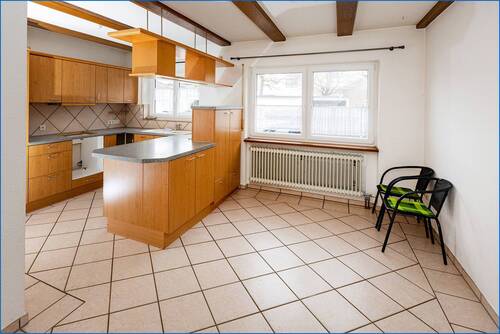Küche mit Fenstern - 