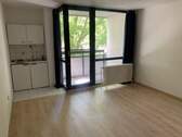 Wohn-/Schlafbereich - NUR für Studenten und Pendler - 1 ZW im EGHochparterre in unmittelbarer Nähe zum Wöhrder See mit Balkon und Pantry-Küche
